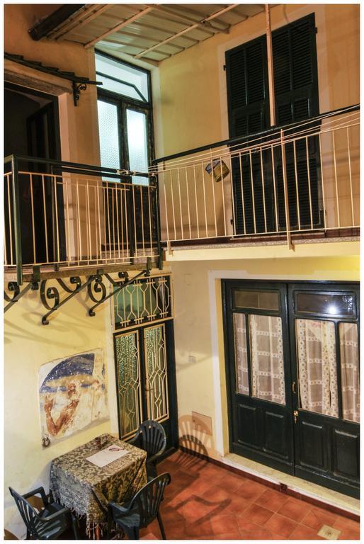 B&B Au Caruggiu Ceriale Dış mekan fotoğraf